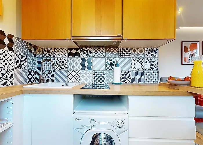 F2 Trocadero Appartement *